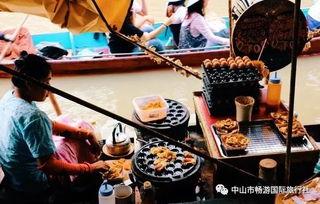 曼谷火车夜市网红美食街,网红美食街的璀璨夜生活掠影