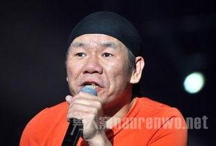 赵传明星,音乐传奇，情感共鸣的摇滚歌者