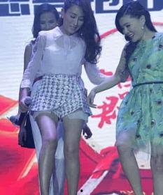 明星屁股走光,揭秘明星屁股走光瞬间