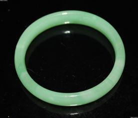 天山翠手镯怎么看老料,老料生成之谜