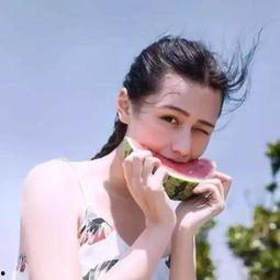 娱乐吃瓜酱头像女生图片,揭秘网红头像背后的时尚魅力